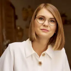 Dla kogo idealne będą jasne oprawki okularów: praktyczny poradnik wyboru