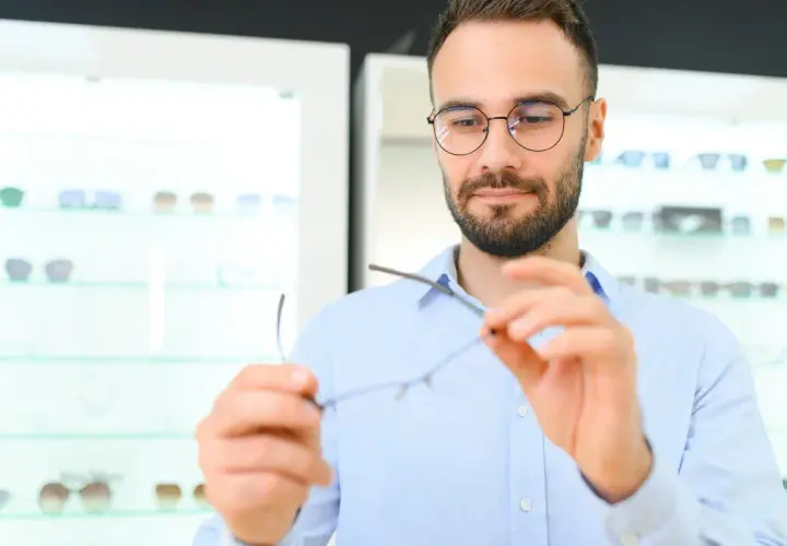Czy optometrysta wykryje astygmatyzm? Poznaj prawdę o diagnozie