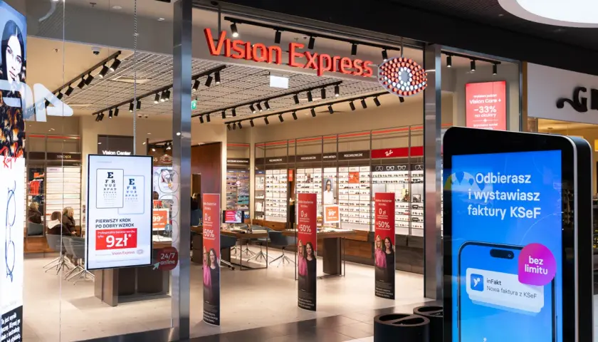 Witryna sklepu Vision Express z ofertą badań wzroku i okularów.