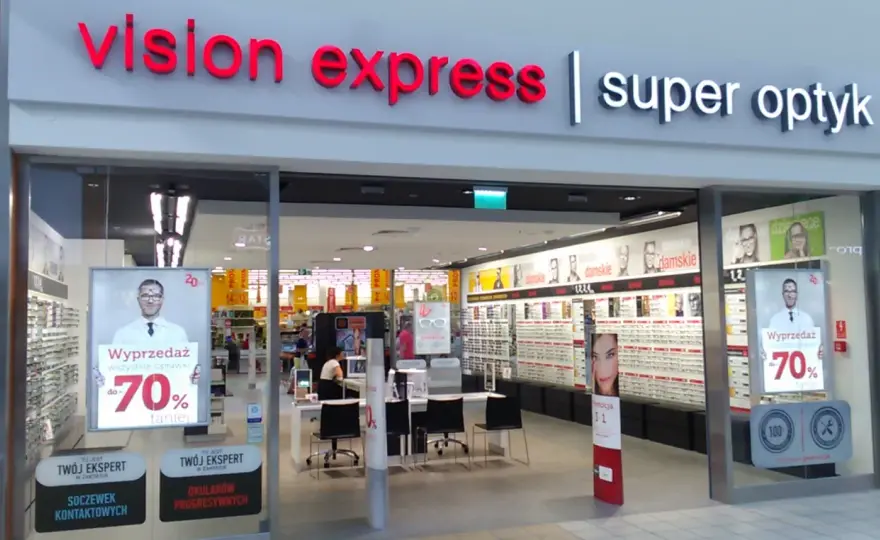 Czy Vision Express jest otwarty w galeriach? Sprawdź godziny pracy!